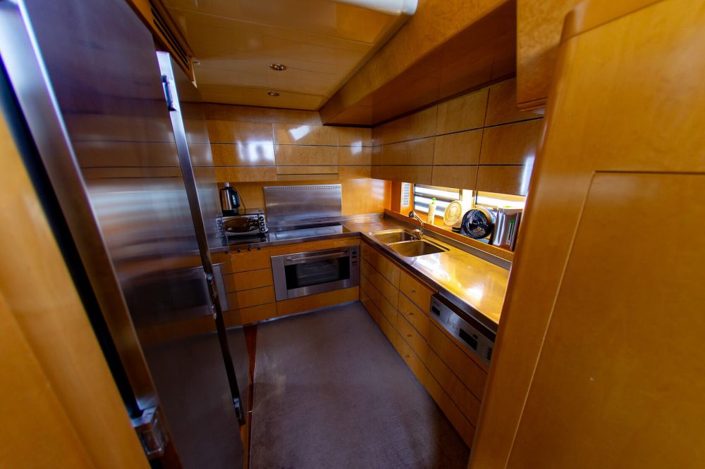 Роскошная трехпалубная яхта - TECHNEMA 89  на Пхукете - 100000฿ - Ref: 8248 фото 22