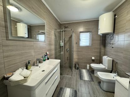 Дом / Коттедж, Черногория, О. Бар, Утеха, 505 000 € фото 12