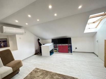 Дом / Коттедж, Черногория, О. Херцег-Нови, Герцег-Нови, 127 000 € фото 9