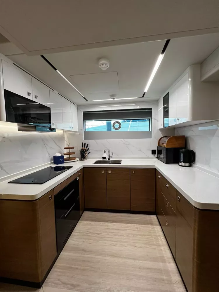 Аренда яхты FIBO GALA в Дубае - 1700Dh - Ref: 9297 фото 10