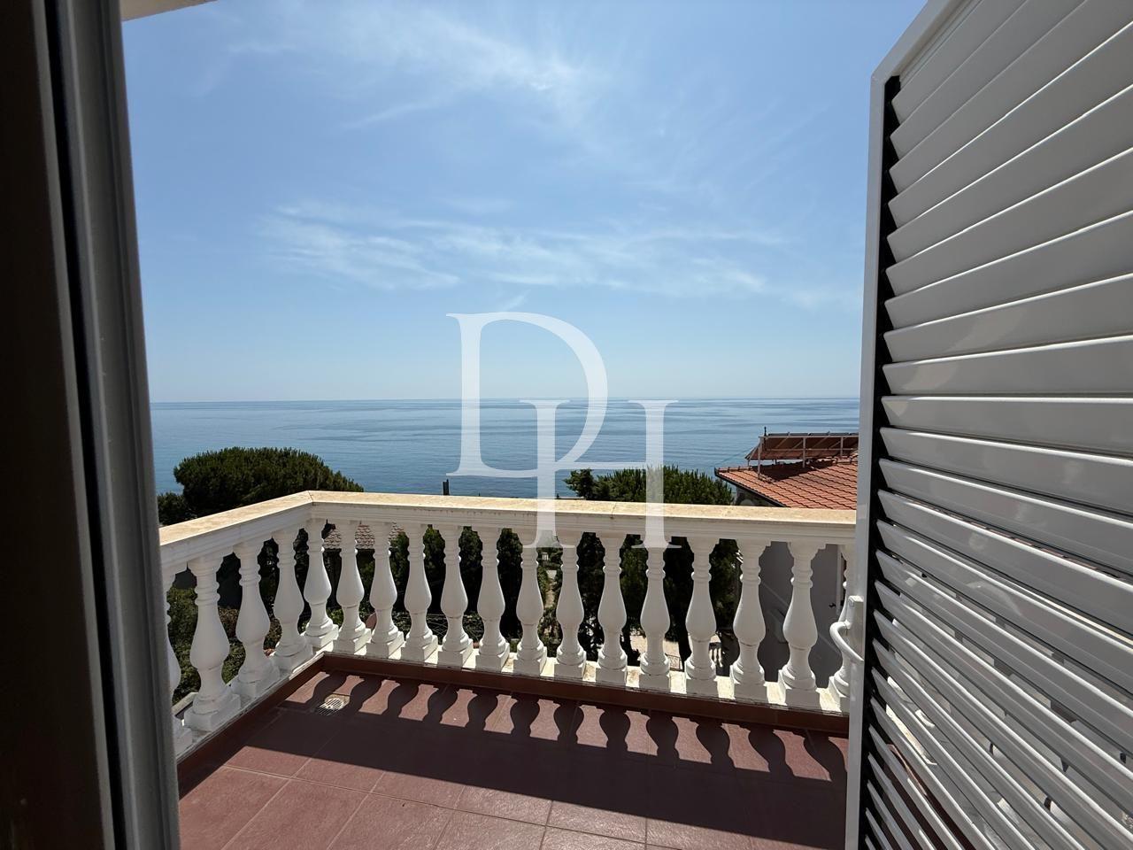 Дом / Вилла, Черногория, О. Бар, Добра вода, 497 500 € фото 1