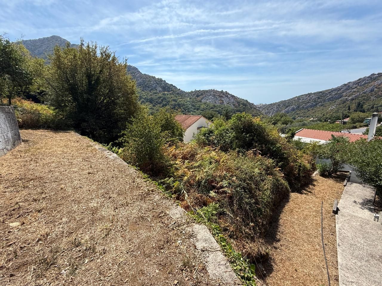 Дом / Коттедж, Черногория, О. Бар, Сутоморе, 140 000 € фото 3