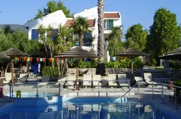 Коммерческая / Отель, Греция, Пелопоннес, 1 500 000 € фото 1