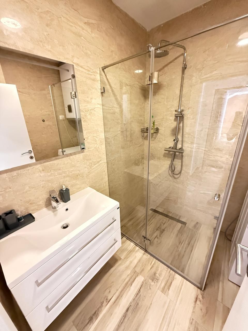 Апартаменты, Черногория, О. Бар, Добра вода, 100 000 € фото 8