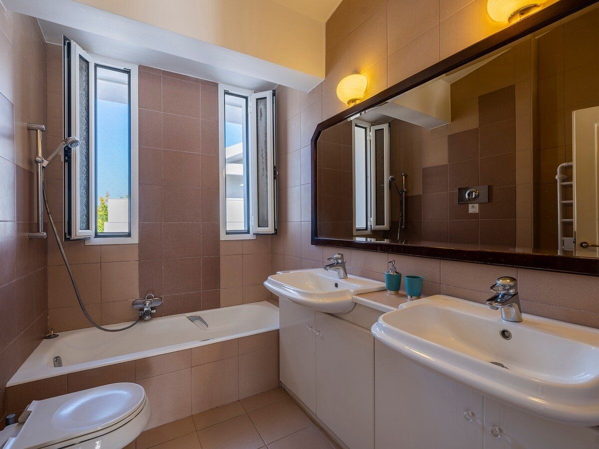 Дом / Вилла, Греция, Аттика, Афины, 1 000 000 € фото 1