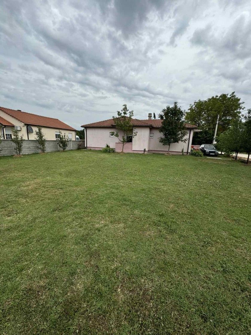 Дом / Таунхаус, Черногория, О. Даниловград, Даниловград, 145 000 € фото 1