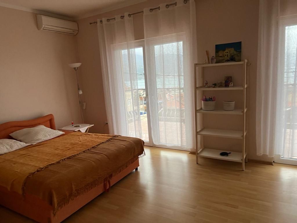 Апартаменты, Черногория, О. Херцег-Нови, Биела, 230 000 € фото 15