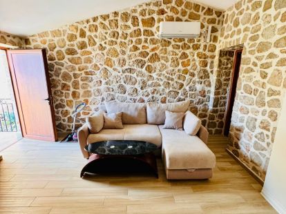 Дом / Коттедж, Черногория, О. Бар, Добра вода, 270 000 € фото 7