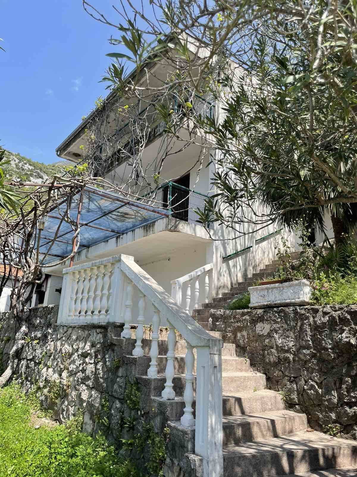 Дом / Коттедж, Черногория, О. Бар, Сутоморе, 119 000 € фото 1