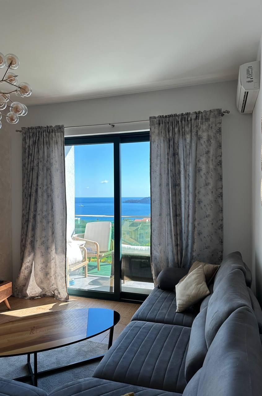 Апартаменты, Черногория, О. Будва, Бечичи, 260 000 € фото 1