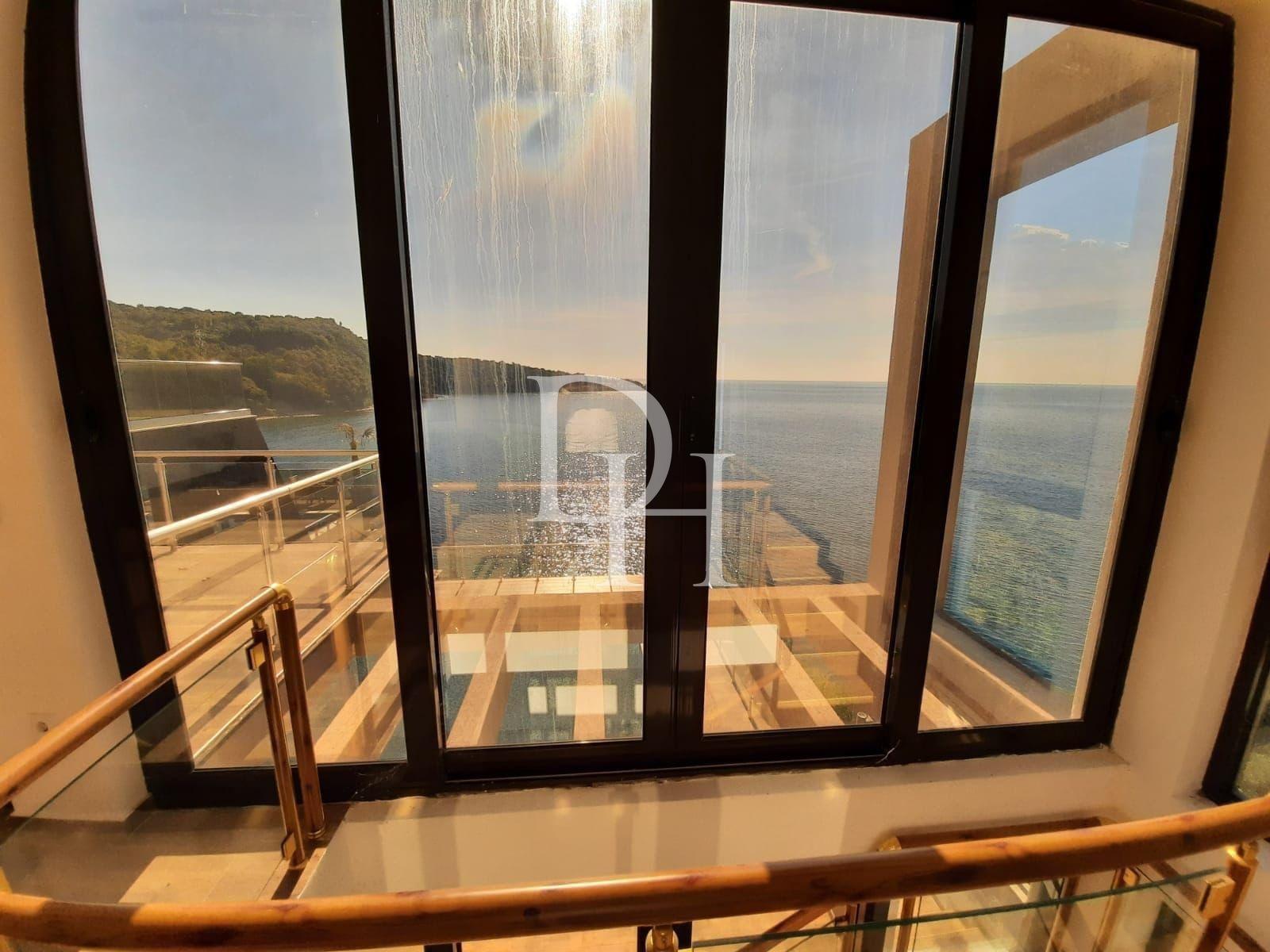 Дом / Вилла, Черногория, О. Бар, Добра вода, 1 190 000 € фото 25