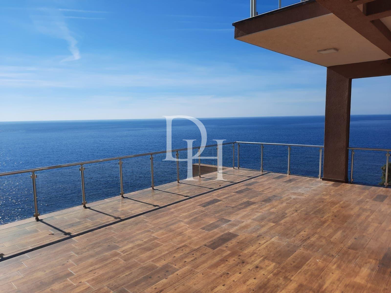 Дом / Вилла, Черногория, О. Бар, Добра вода, 1 190 000 € фото 33