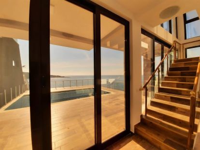 Дом / Вилла, Черногория, О. Бар, Добра вода, 1 190 000 € фото 8