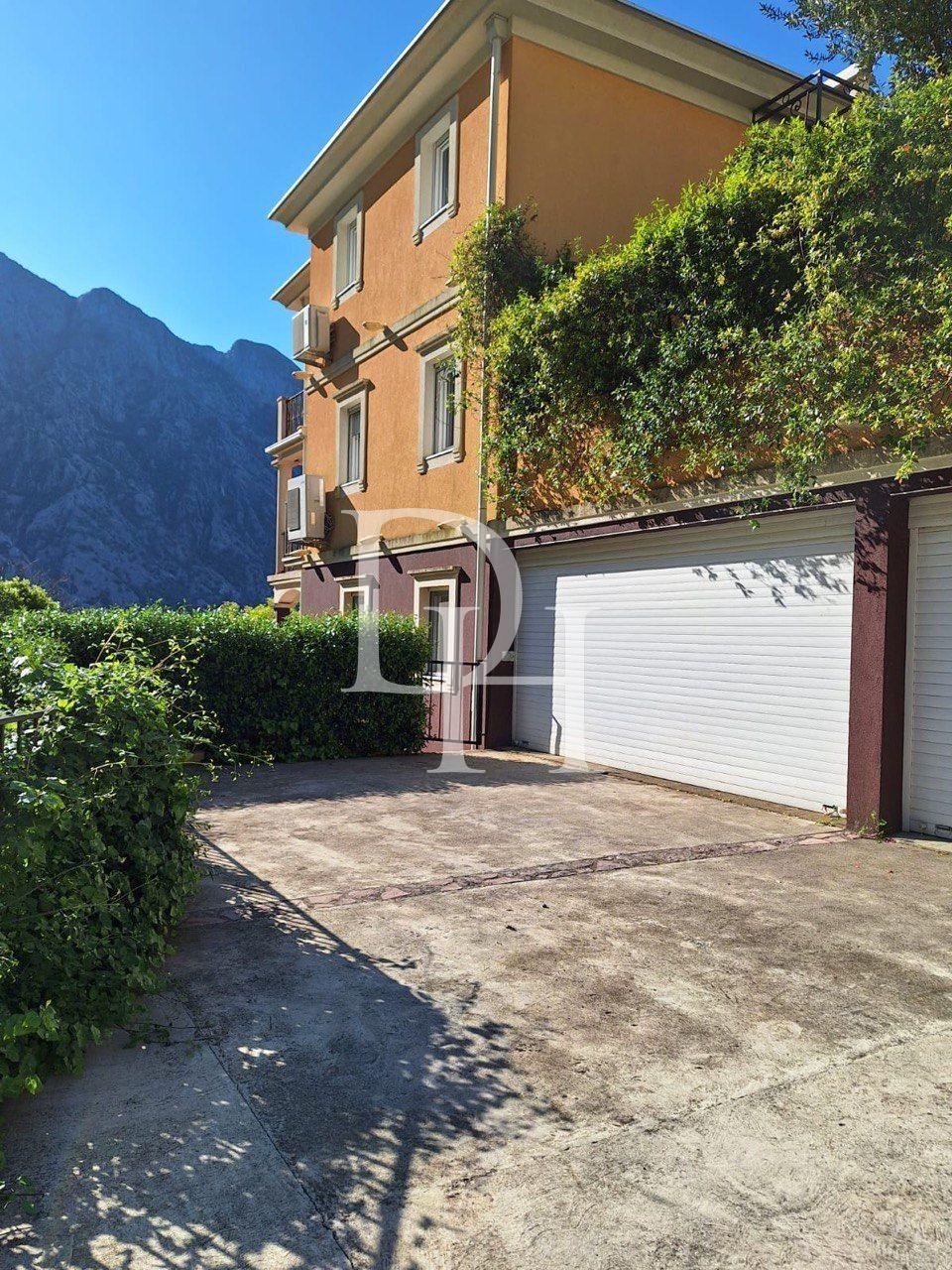 Apartments, Montenegro, Kotor c., Kotor, 380 000 € photo 4