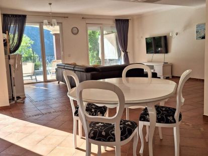 Apartments in Kotor, Montenegro for 380 000€ (ID:76341)