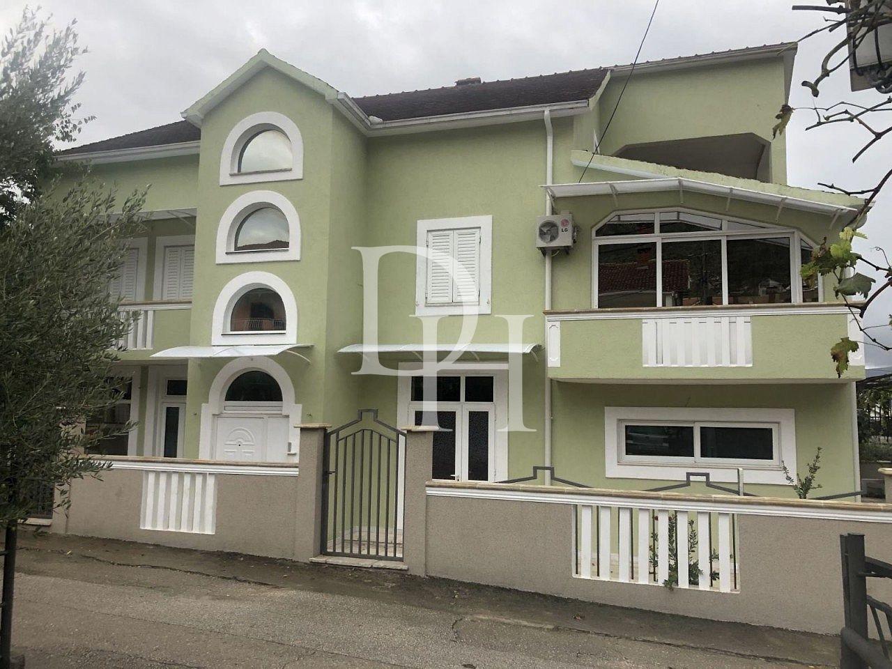 Haus / Hütte, Montenegro, Tivat G., Tivat, 950 000 € foto 1