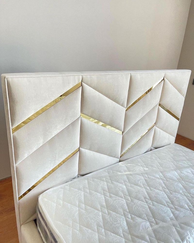 Спальни с латунными элементами в декоре  в Валенсии - 950€ - Ref: 7554 фото 1