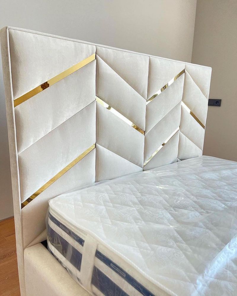 Спальни с латунными элементами в декоре  в Валенсии - 950€ - Ref: 7554 фото 2