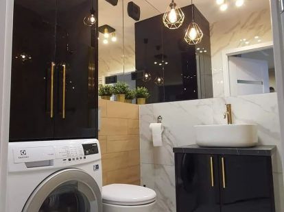 Cabinets in the bathroom hallway to order (ID:7708)