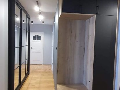 Шкафы в ванную комнату прихожую на заказ в Валенсии - Ref: 7708 фото 4