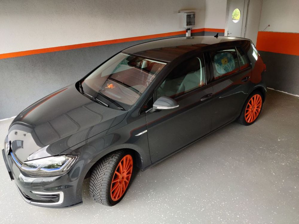 Volkswagen golf 300 v в Валенсии - 19500€ - Ref: 7752 фото 1