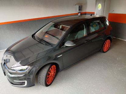 Volkswagen golf 300 v (ID:7752)