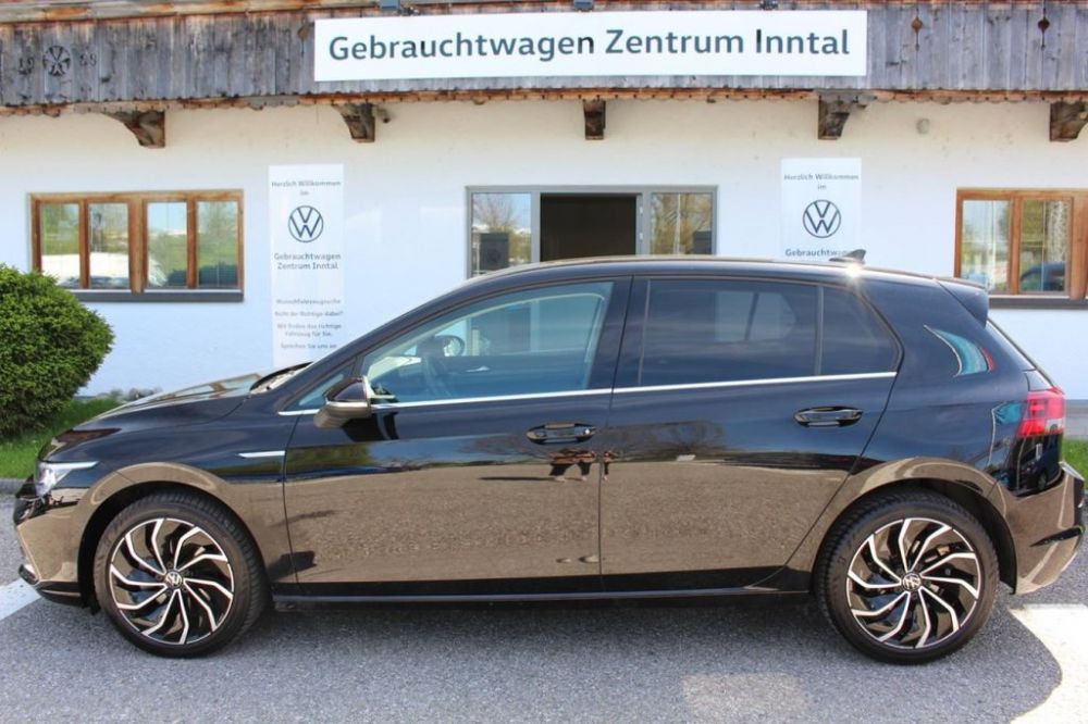 Volkswagen Golf VIII в Валенсии - 26900€ - Ref: 7766 фото 5