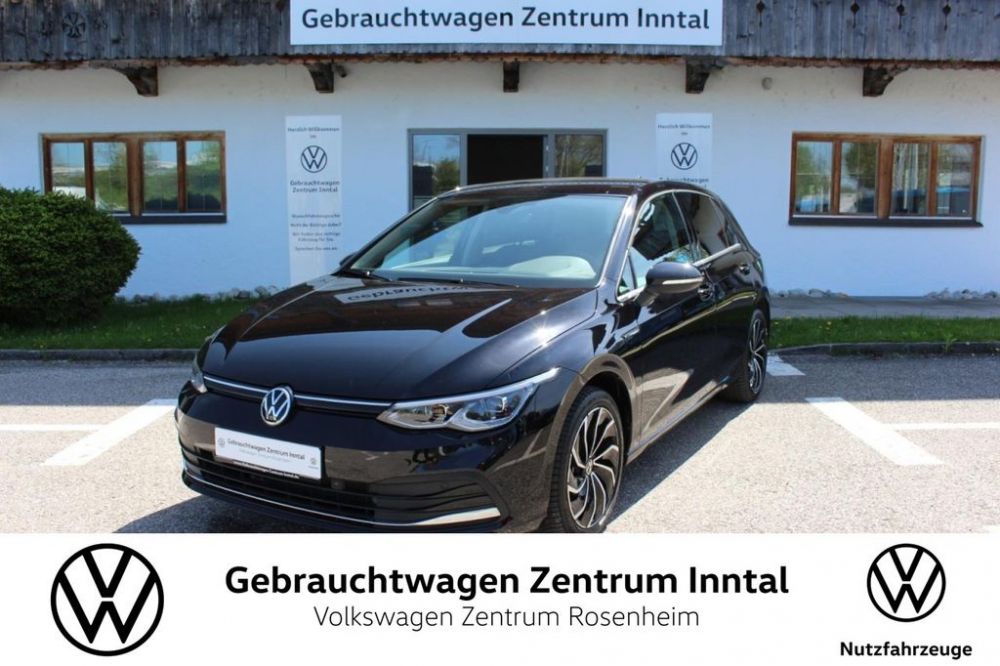 Volkswagen Golf VIII в Валенсии - 26900€ - Ref: 7766 фото 1