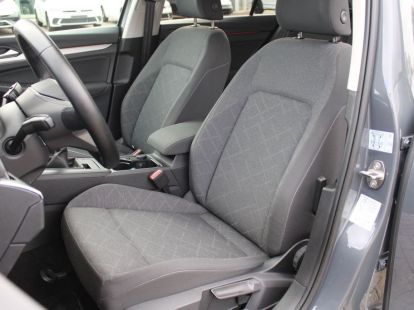 Volkswagen Golf Life 1.5 в Валенсии - 23990€ - Ref: 7765 фото 4