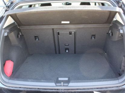 Volkswagen Golf VIII в Валенсии - 26900€ - Ref: 7766 фото 4