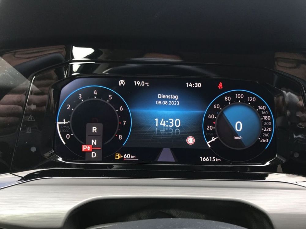 Volkswagen Golf VIII 1.5 DSG в Барселоне - 29800€ - Ref: 7789 фото 6