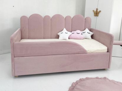 Диванчик из мягкого велюра в Валенсии - Ref: 7782 фото 3