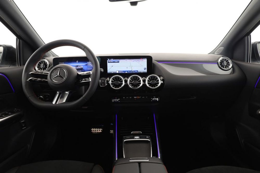 Mercedes-Benz B 180 AMG Pano от владельца в Барселоне - 38750€ - Ref: 7851 фото 3