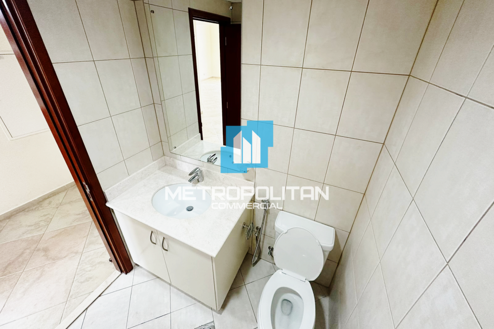 Der größere Grundriss mit zusätzlichem Zimmer und 2 Balkonen in Dubai - 120000Dh - Ref: 8173 foto 9