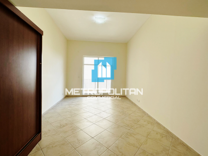 Der größere Grundriss mit zusätzlichem Zimmer und 2 Balkonen in Dubai - 120000Dh - Ref: 8173 foto 8