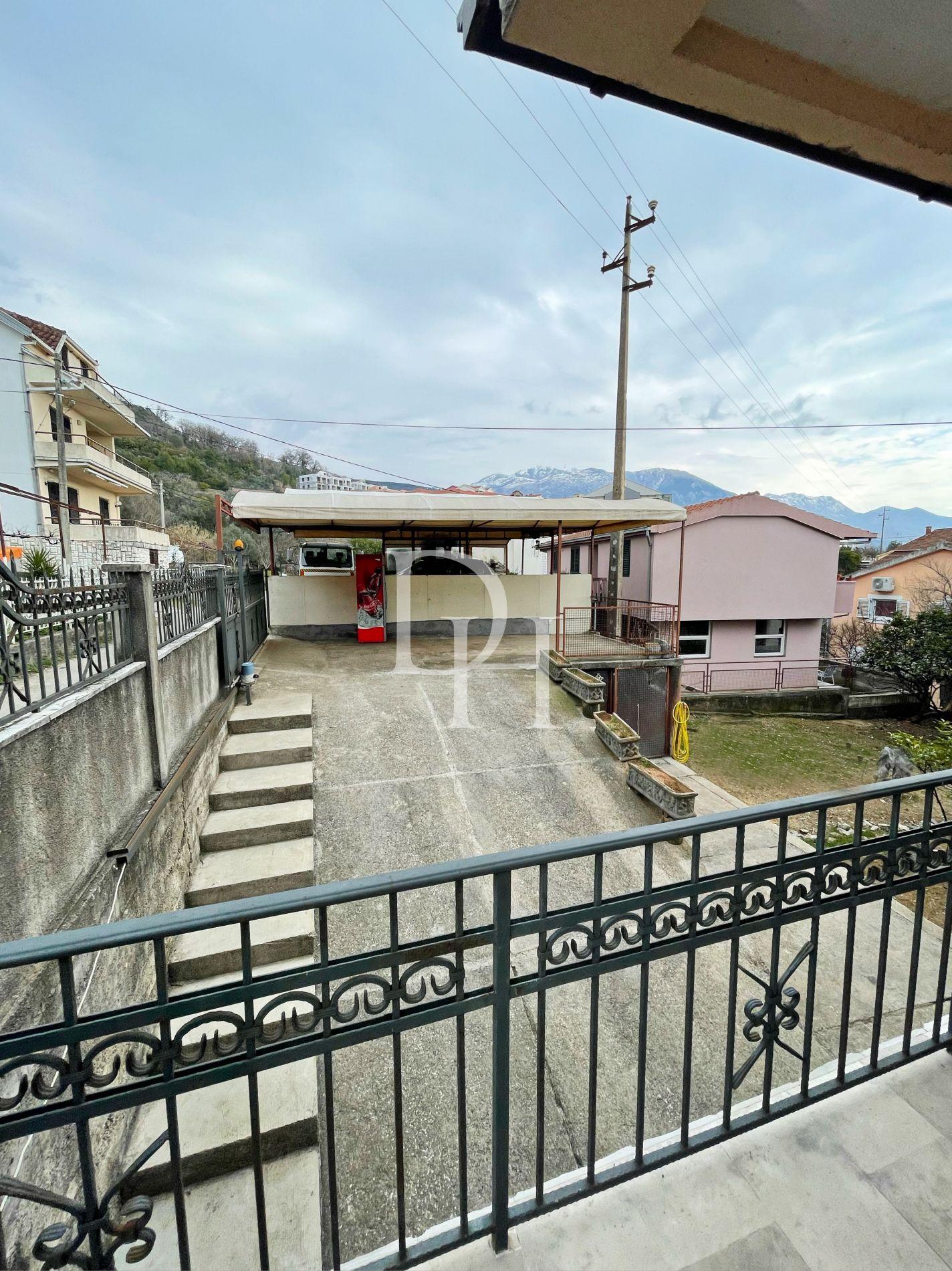 House / Cottage, Montenegro, Tivat C., Tivat, 400 000 € photo 3