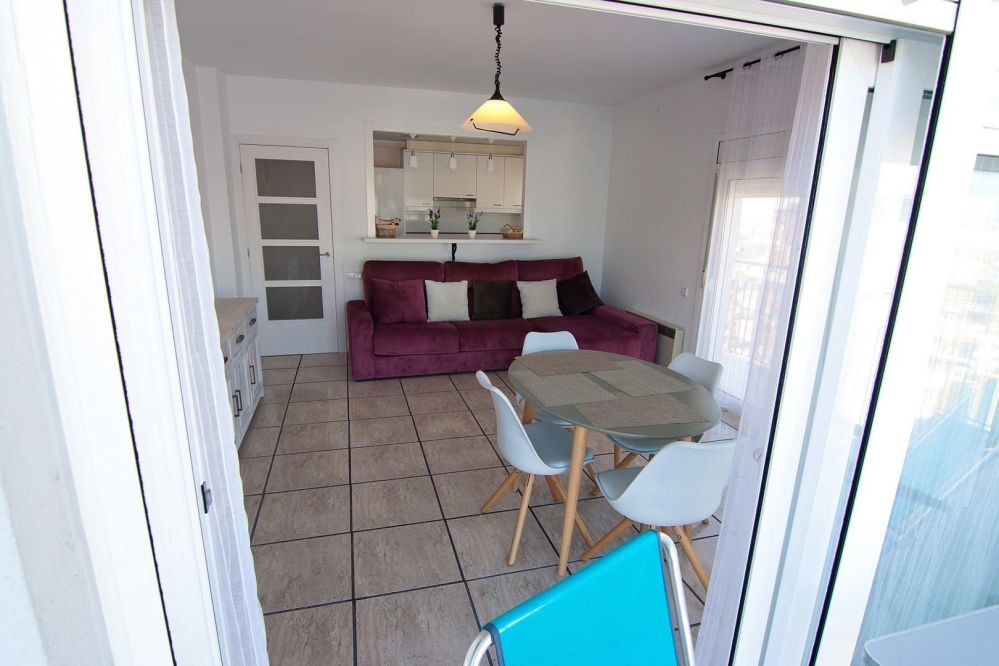 Аренда по месяцам в Бланесе - 1500€ - Ref: 8573 фото 2