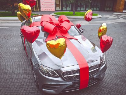 Оформление машины большим бантом в Барселоне - Ref: 8734 фото 4