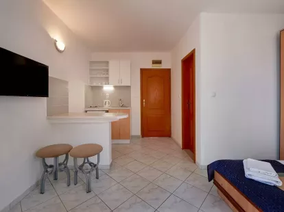 Коммерческая / Отель, Черногория, О. Будва, Петровац, 670 000 € фото 8