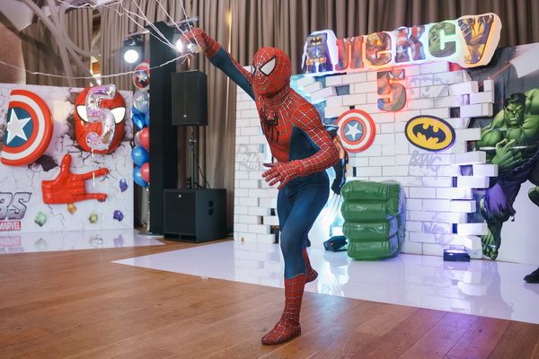 Заказать шоу на детский праздник, день рождения в Барселоне - Ref: 8833 фото 2