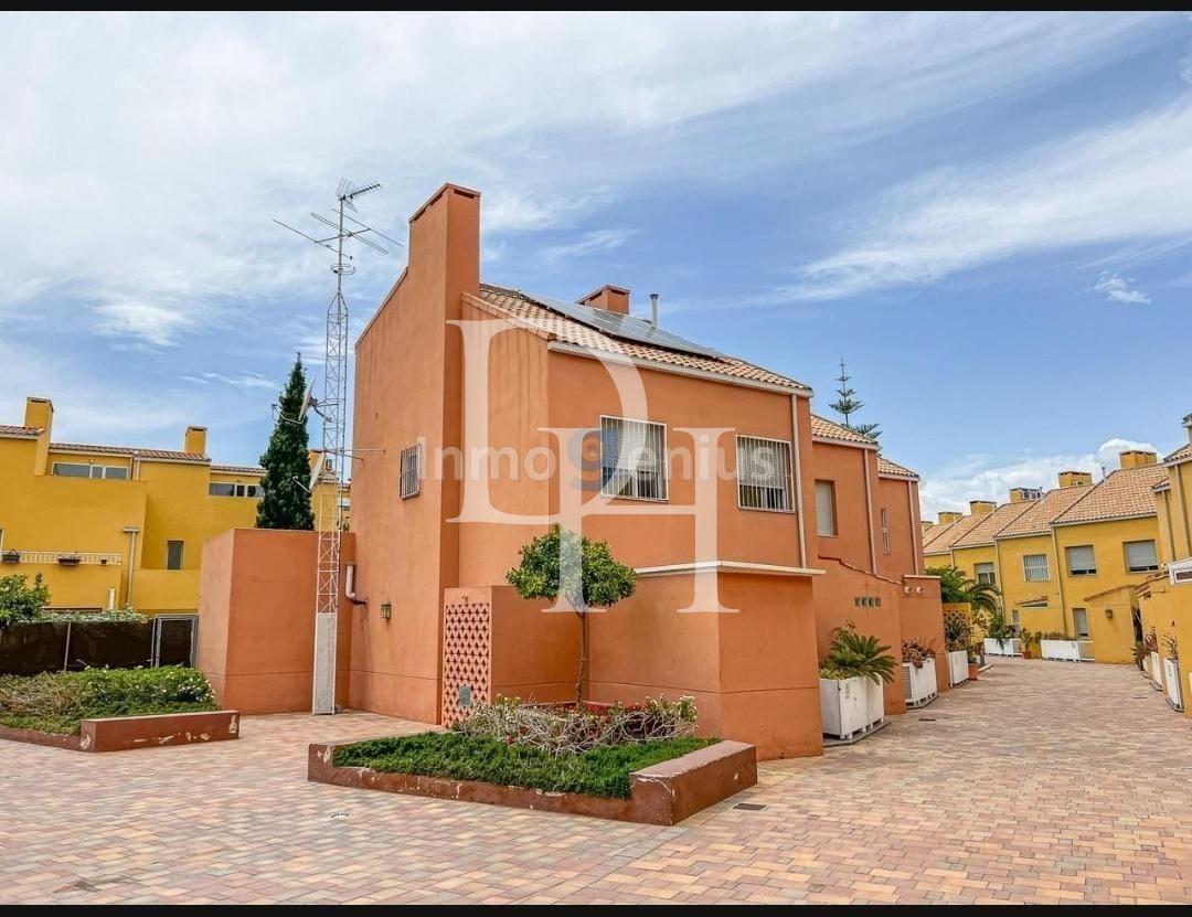 House / Cottage, Spain, Valencia region, Alicante, 420 000 € photo 1