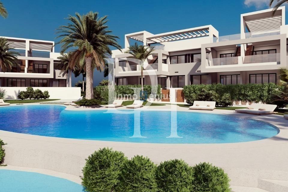 House / Townhouse, Spain, Valencia region, Torrevieja, 219 900 € photo 14