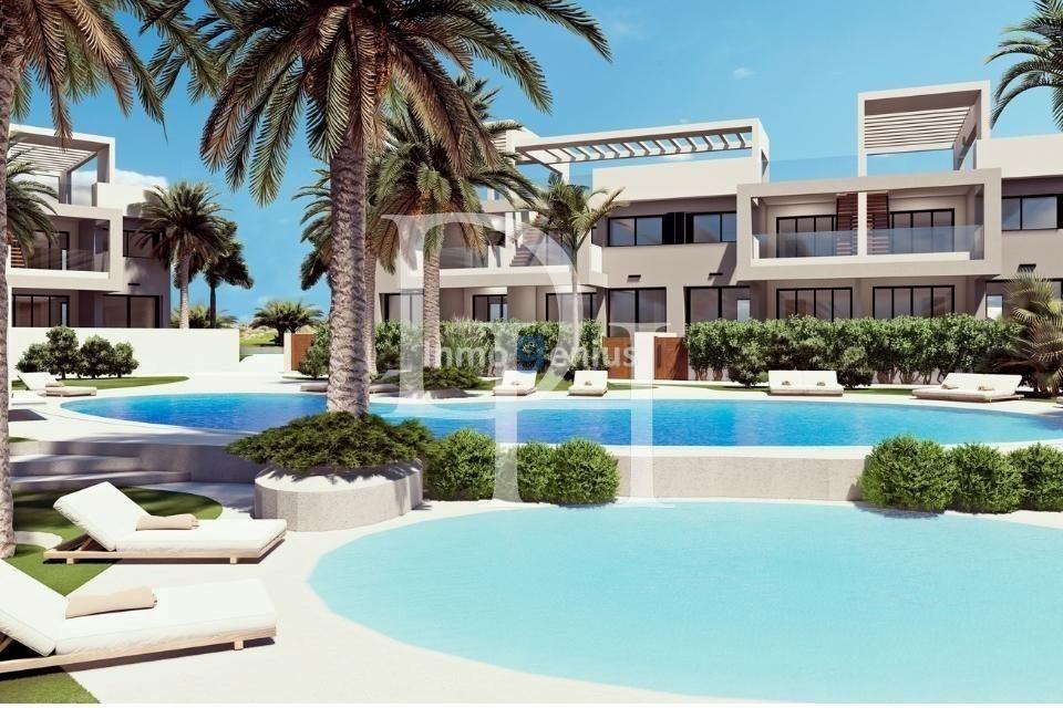House / Townhouse, Spain, Valencia region, Torrevieja, 219 900 € photo 4