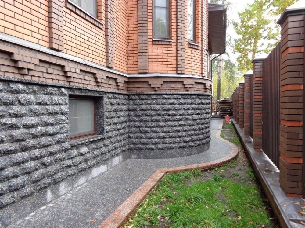 Облицовка цоколя камнем в Дубае - Ref: 8879 фото 1