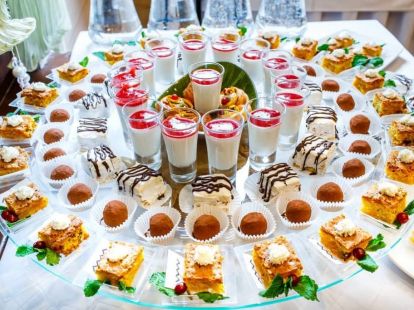 On-site catering for a wedding (ID:8856)