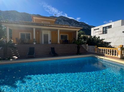 Villa in Denia, Spain for 659 000€ (ID:61389)