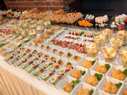 Catering to order (ID:9100)