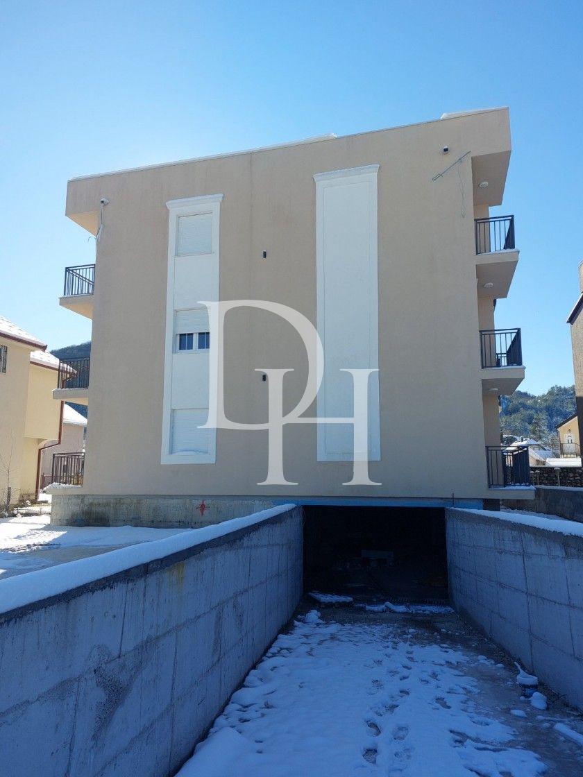 Апартаменти, Чорногорія, О. Цетіне, Цетине, 90 000 € фото 2