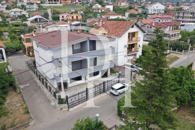 Коммерческая / Отель, Черногория, О. Бар, Бар, 350 000 € фото 1