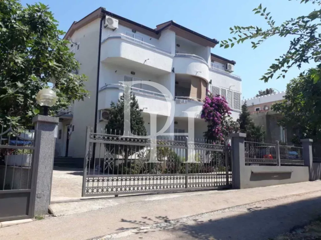 Коммерческая / Отель, Черногория, О. Бар, Добра вода, 320 000 € фото 1